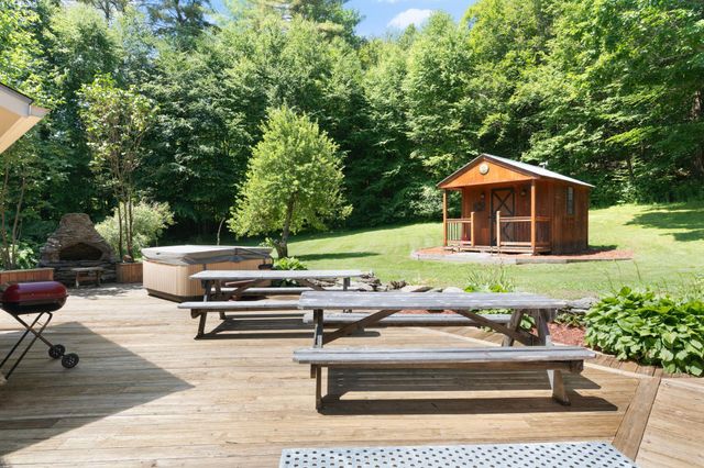 13 Brookside Lane, Newfane, VT 05345