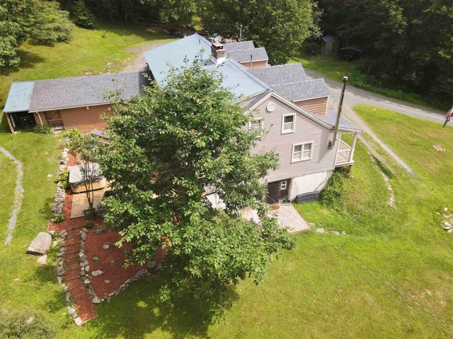 13 Brookside Lane, Newfane, VT 05345