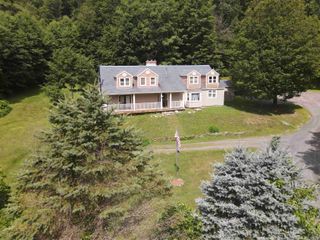 13 Brookside Lane, Newfane, VT 05345