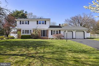 20 BEECHCROFT, East Windsor, NJ 08520