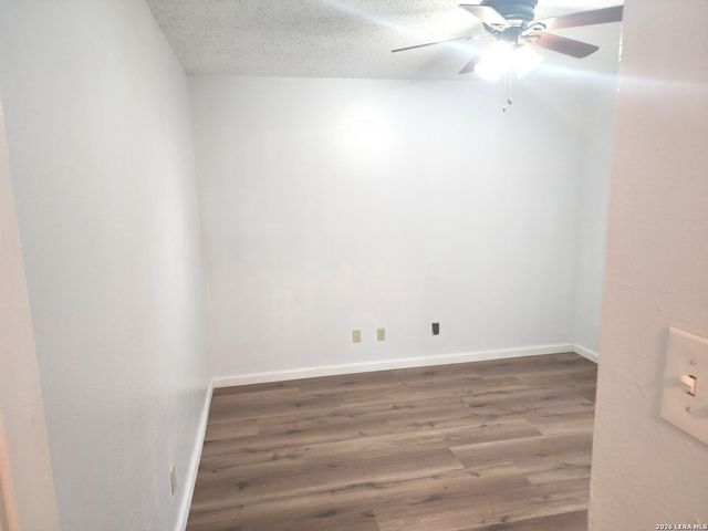 174 Clear Oak, Universal City, TX 78148