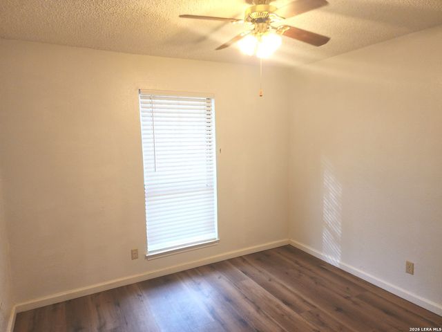 174 Clear Oak, Universal City, TX 78148