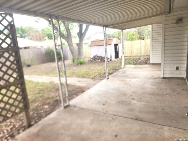 174 Clear Oak, Universal City, TX 78148