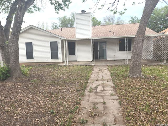 174 Clear Oak, Universal City, TX 78148