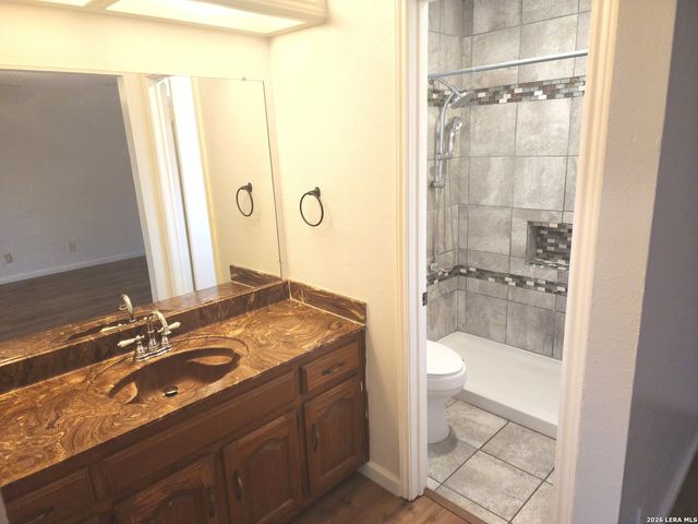 174 Clear Oak, Universal City, TX 78148