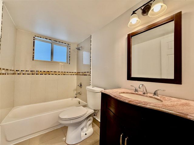 1540 SW 5th Place 1, Fort Lauderdale, FL 33312