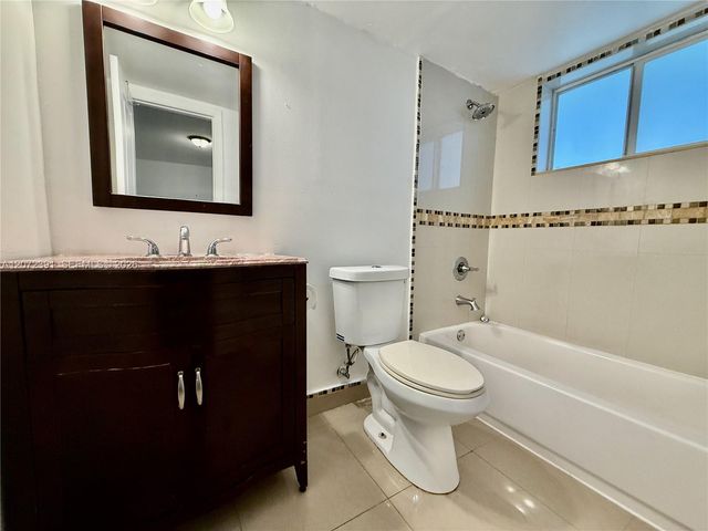 1540 SW 5th Place 1, Fort Lauderdale, FL 33312