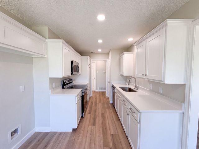 6037 Sundown Drive, Watauga, TX 76148