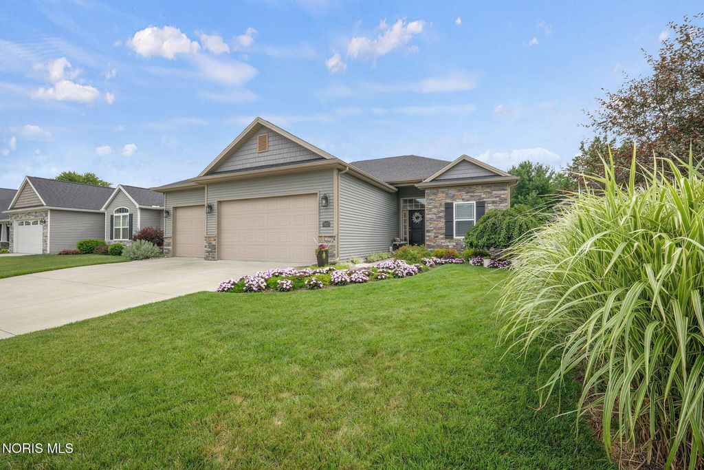 7013 Big Buck Trail, Whitehouse, OH 43571