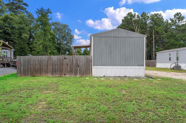 16279 Crockett Martin Estates Drive, Conroe, TX 77306