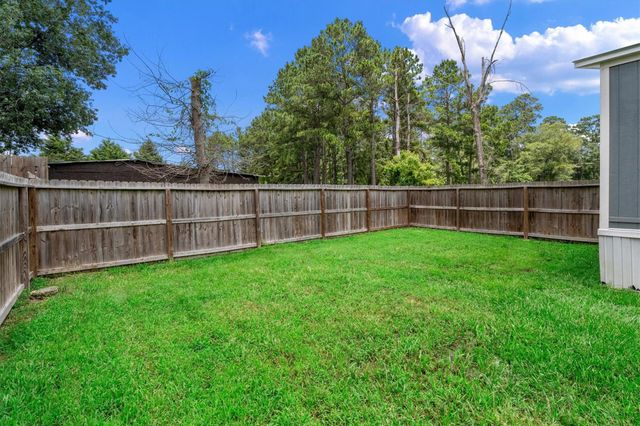 16279 Crockett Martin Estates Drive, Conroe, TX 77306