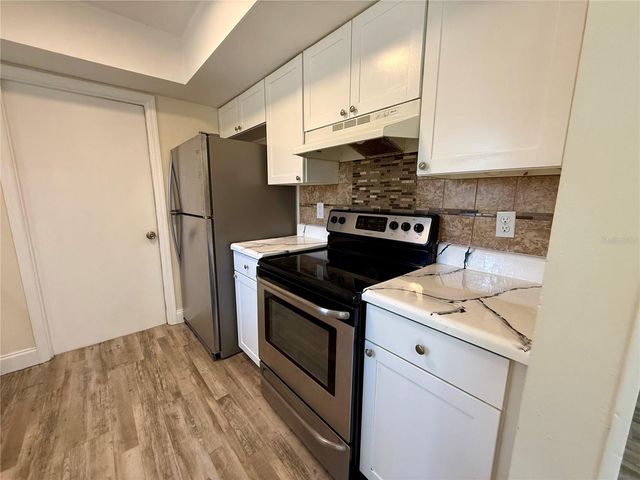 4918 GOLD TREES WAY, Sarasota, FL 34232