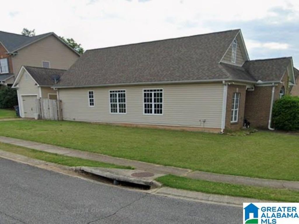 1040 ALDEN GLEN DRIVE, Moody, AL 35004