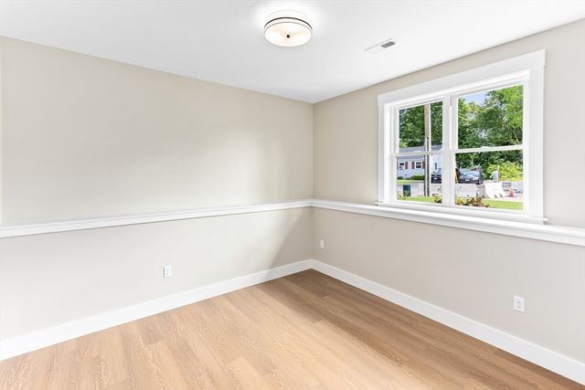 53 Kent St, Brockton, MA 02302