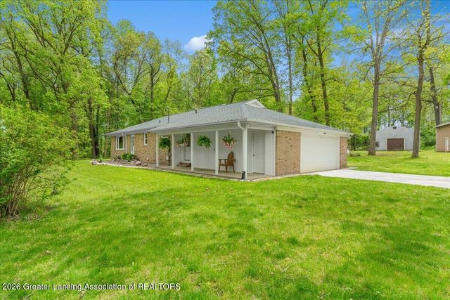 6540 Drumheller Road, Bath, MI 48808
