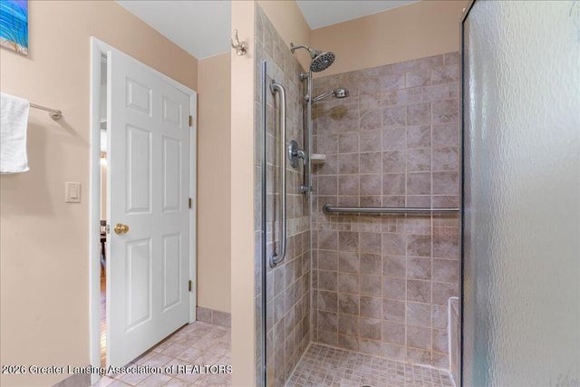 6540 Drumheller Road, Bath, MI 48808
