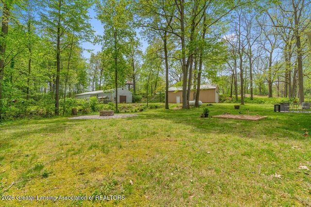 6540 Drumheller Road, Bath, MI 48808