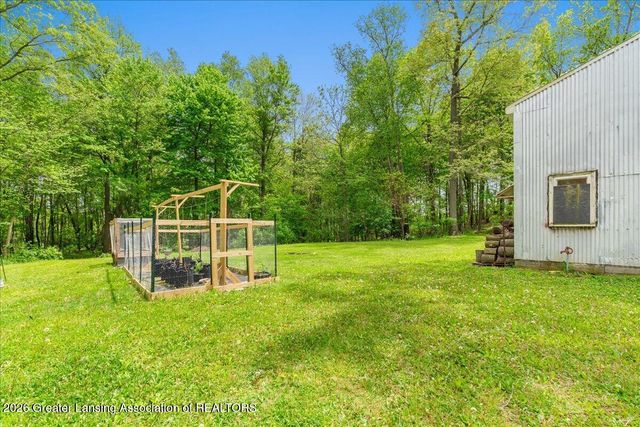 6540 Drumheller Road, Bath, MI 48808