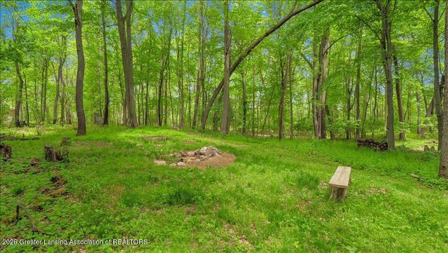 6540 Drumheller Road, Bath, MI 48808