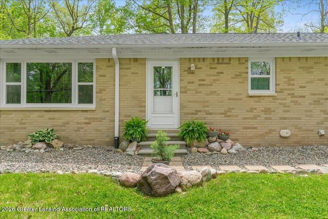 6540 Drumheller Road, Bath, MI 48808