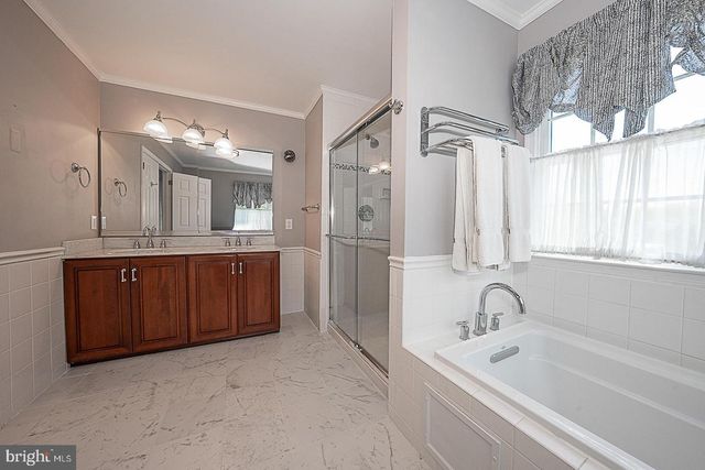 402 CHRISLENA LN, West Chester, PA 19380