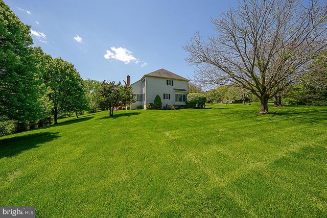 402 CHRISLENA LN, West Chester, PA 19380