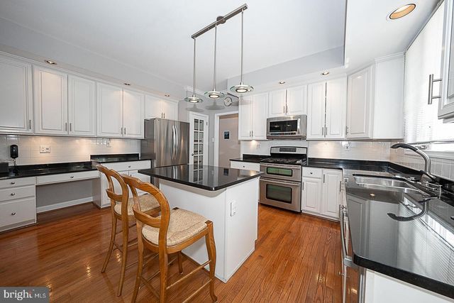 402 CHRISLENA LN, West Chester, PA 19380