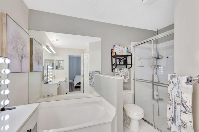 1030 Via Jardin, Palm Beach Gardens, FL 33418