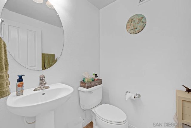 1800 Clare Lane, Santee, CA 92071