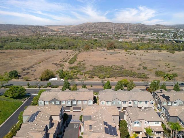 1800 Clare Lane, Santee, CA 92071
