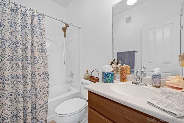 1800 Clare Lane, Santee, CA 92071