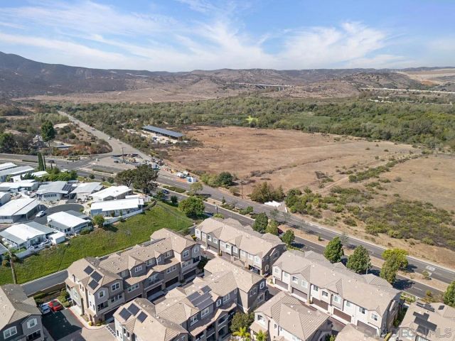 1800 Clare Lane, Santee, CA 92071
