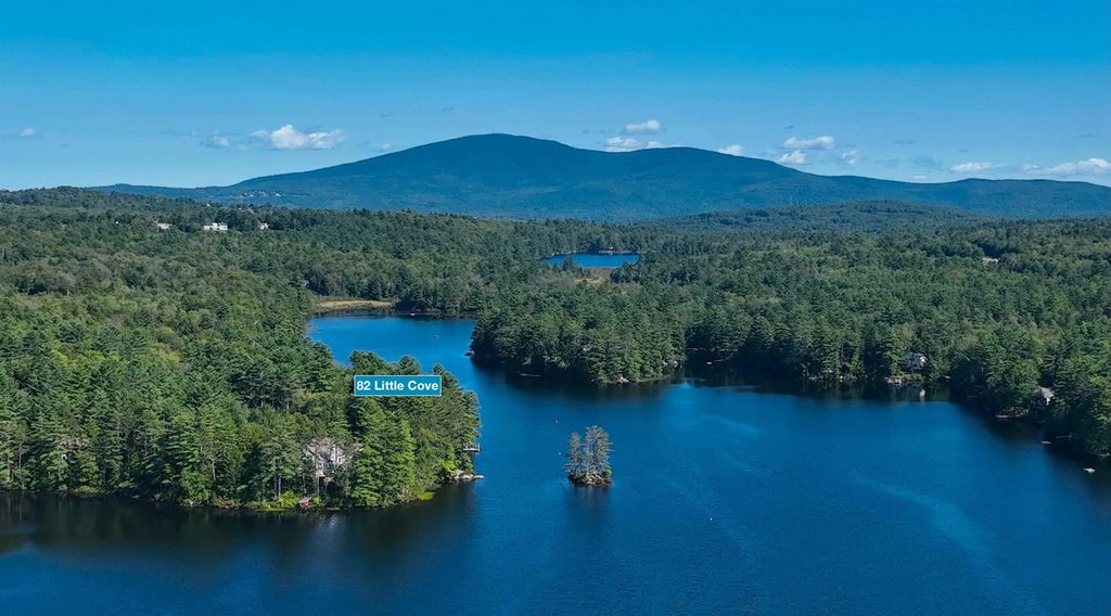 82 Little Cove Road, New London, NH 03257