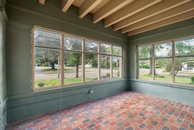 660 S MCLEAN BLVD, Memphis, TN 38104