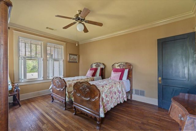 660 S MCLEAN BLVD, Memphis, TN 38104