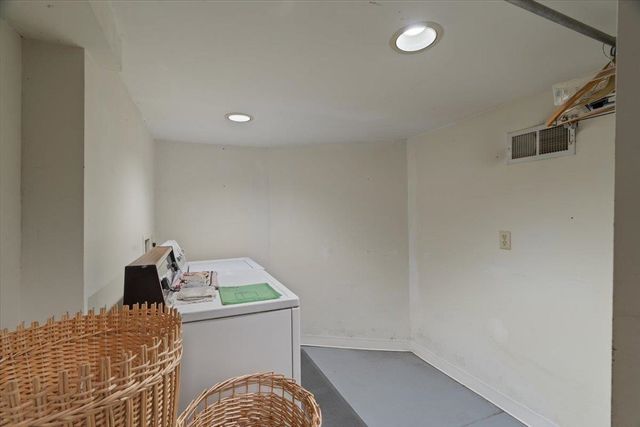 660 S MCLEAN BLVD, Memphis, TN 38104