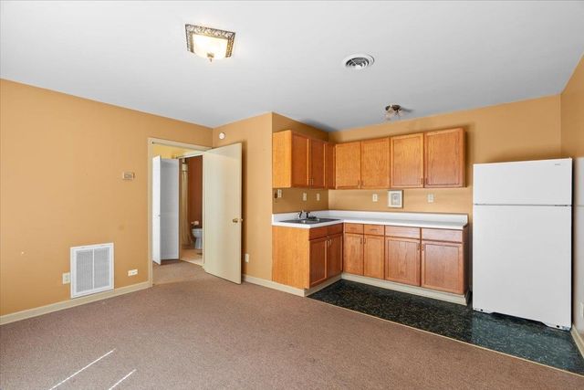 660 S MCLEAN BLVD, Memphis, TN 38104