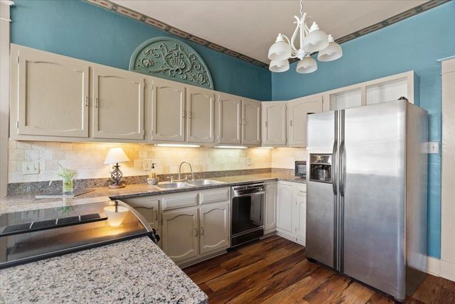 660 S MCLEAN BLVD, Memphis, TN 38104