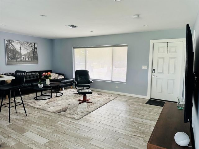 513 NW 30th Street, Wilton Manors, FL 33311
