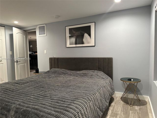 513 NW 30th Street, Wilton Manors, FL 33311