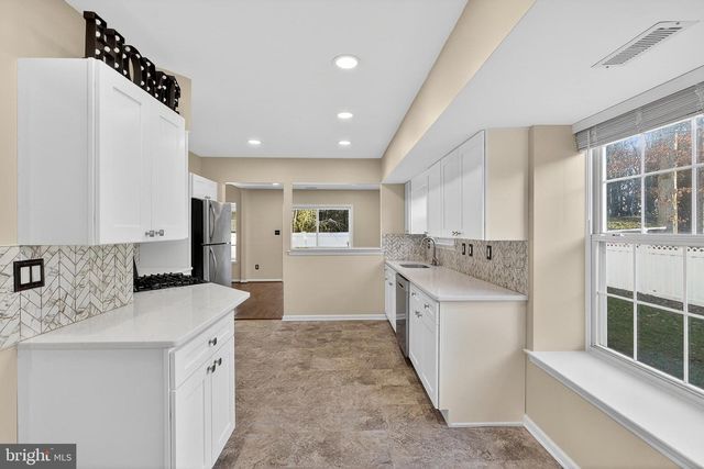 51 MECOUCH DR, Glassboro, NJ 08028