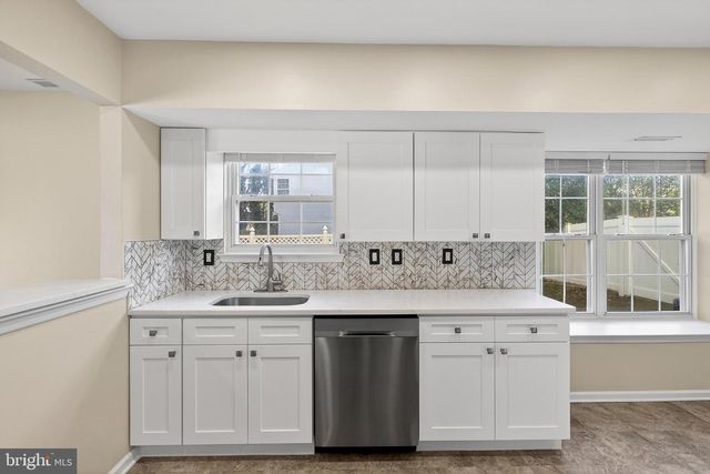 51 MECOUCH DR, Glassboro, NJ 08028