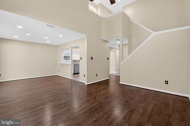 51 MECOUCH DR, Glassboro, NJ 08028