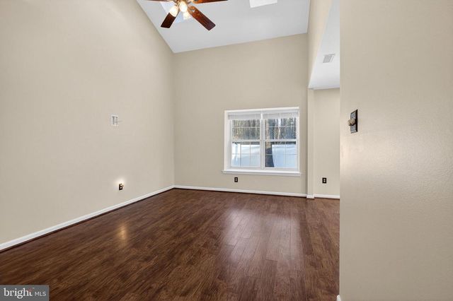 51 MECOUCH DR, Glassboro, NJ 08028