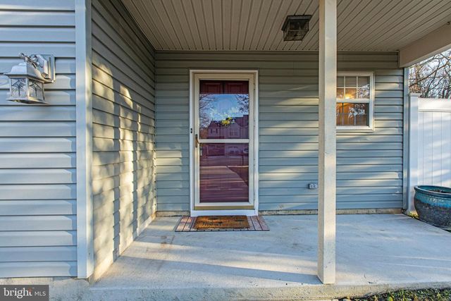 51 MECOUCH DR, Glassboro, NJ 08028