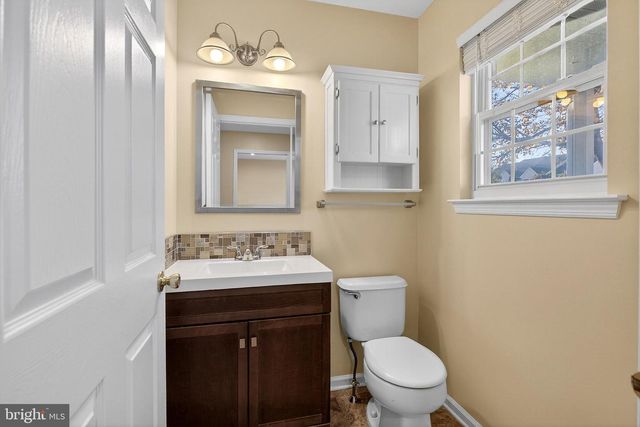 51 MECOUCH DR, Glassboro, NJ 08028