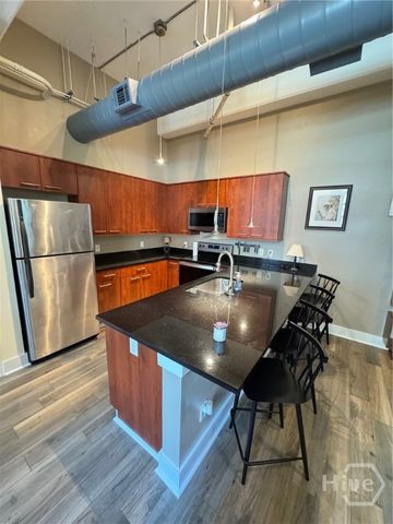 528 Selma Street B, Savannah, GA 31401