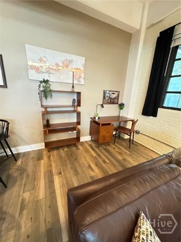 528 Selma Street B, Savannah, GA 31401