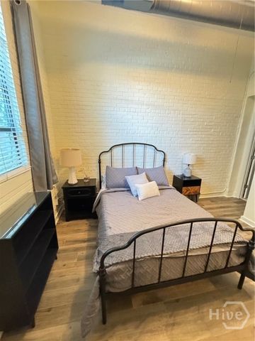 528 Selma Street B, Savannah, GA 31401