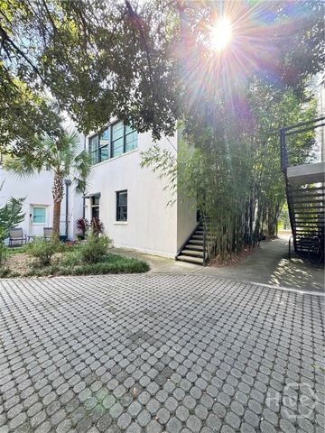 528 Selma Street B, Savannah, GA 31401